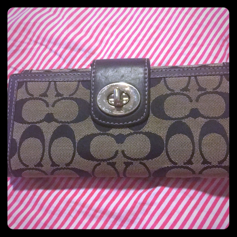 Authentic Coach Wallet